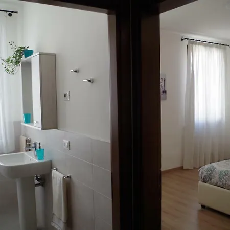 Torre Oda ve Kahvaltı 5*